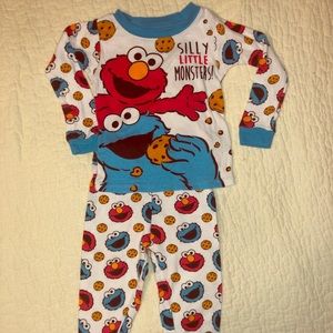 Sesame Street 18 month pjs
